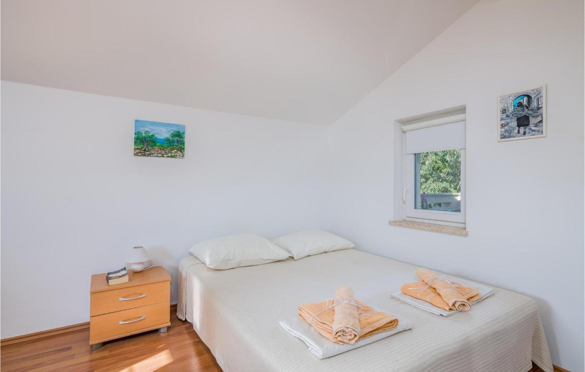 Cozy Apartment In Malinska Dubasnica With Wifi Exterior foto